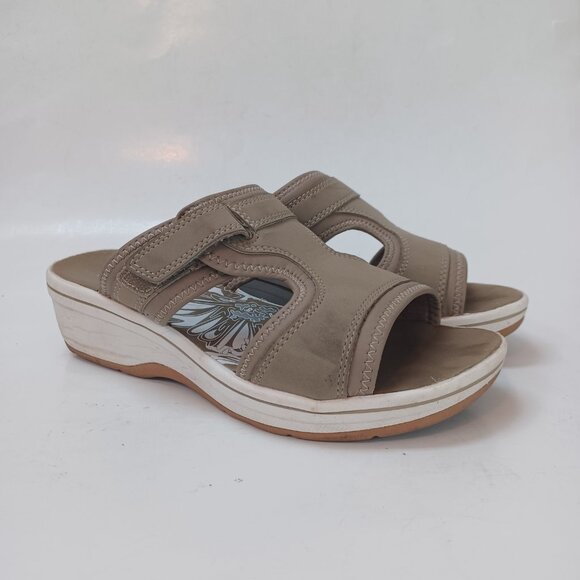 Clarks Collection Sandals Neutral Tan Comfort Wedge Slip On Adjustable Womens 7M - Picture 11 of 16
